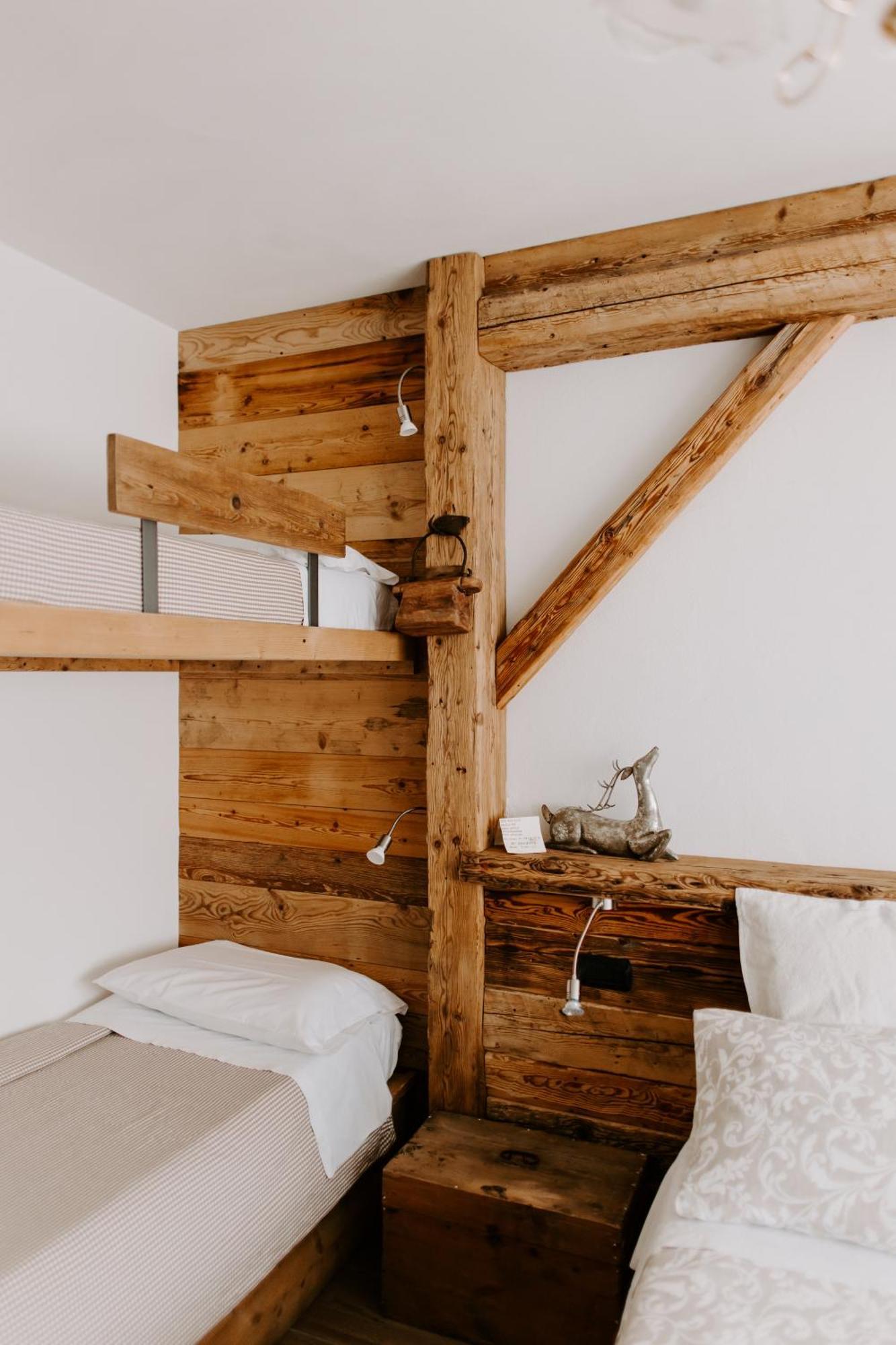 Bed and Breakfast Fra Rose E Mughi Домедже-ди-Кадоре Экстерьер фото