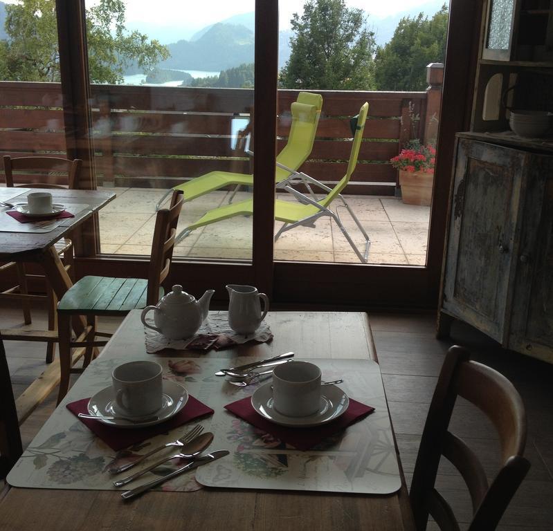 Bed and Breakfast Fra Rose E Mughi Домедже-ди-Кадоре Экстерьер фото